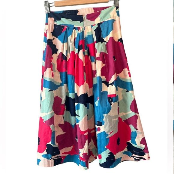 ModCloth x emilyandfin Floral Skirt xs - Picture 1 of 10